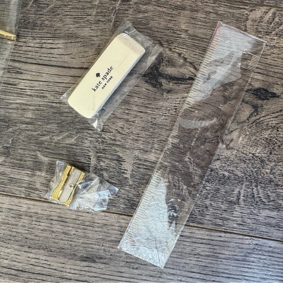 Kate Spade Flamingo Dot Pencil Pouch & Accessories NWT - Picture 7 of 9